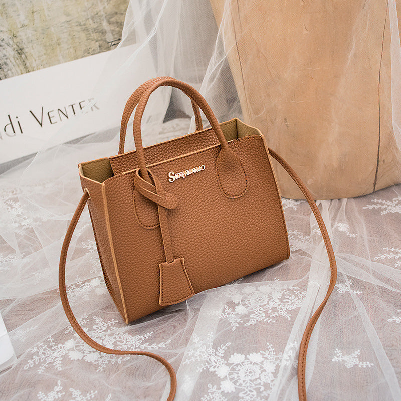 L’Indispensable – Sac Bandoulière Téléphone & Essentiels