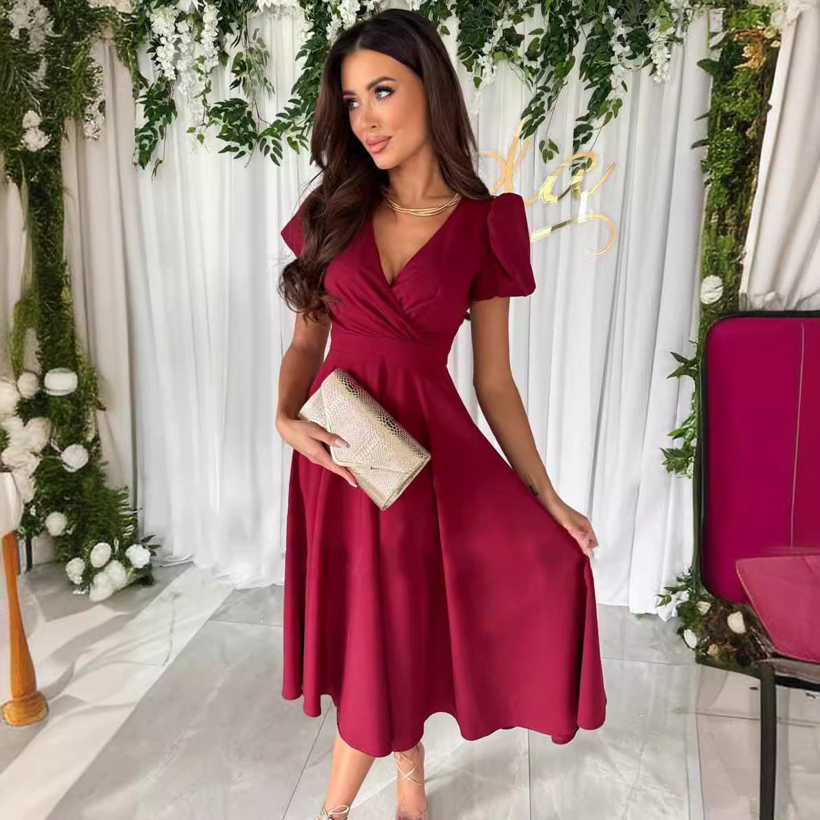 Robe_col_V couleur_unie mi-longue