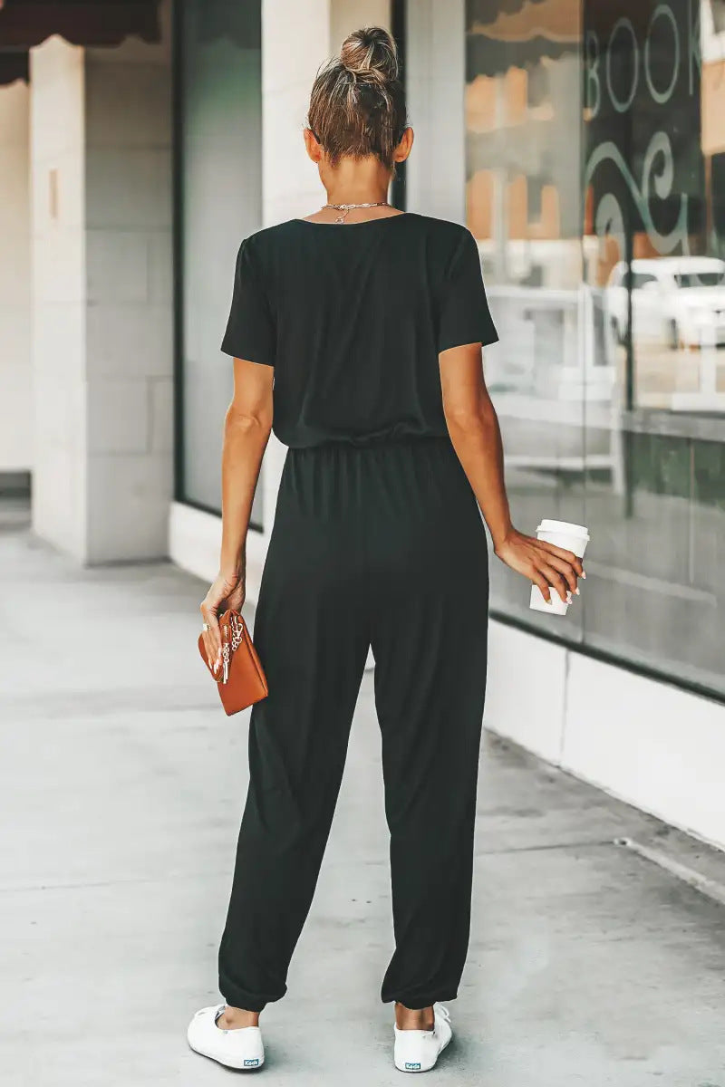 Ensemble Casual Noué – Décolleté Croisé & Allure