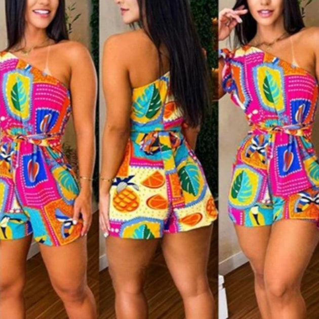 combinaison_short ceinturée élégante