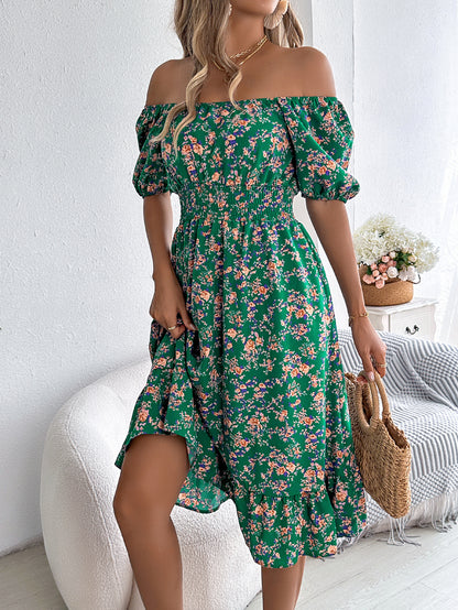 Lumineuse – Robe Fleurie à Encolure Vintage