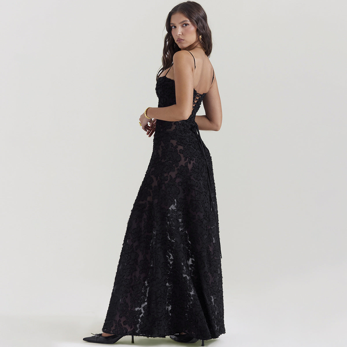 robe cocktail-bustier dentelle chic