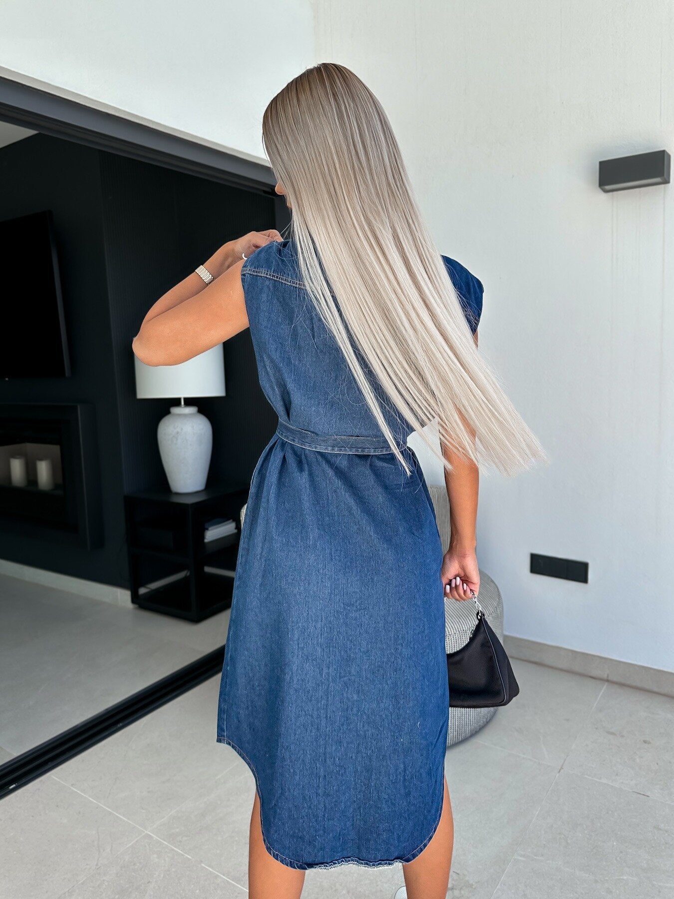 Urban Touch – Robe Denim Sans Manches Lacée
